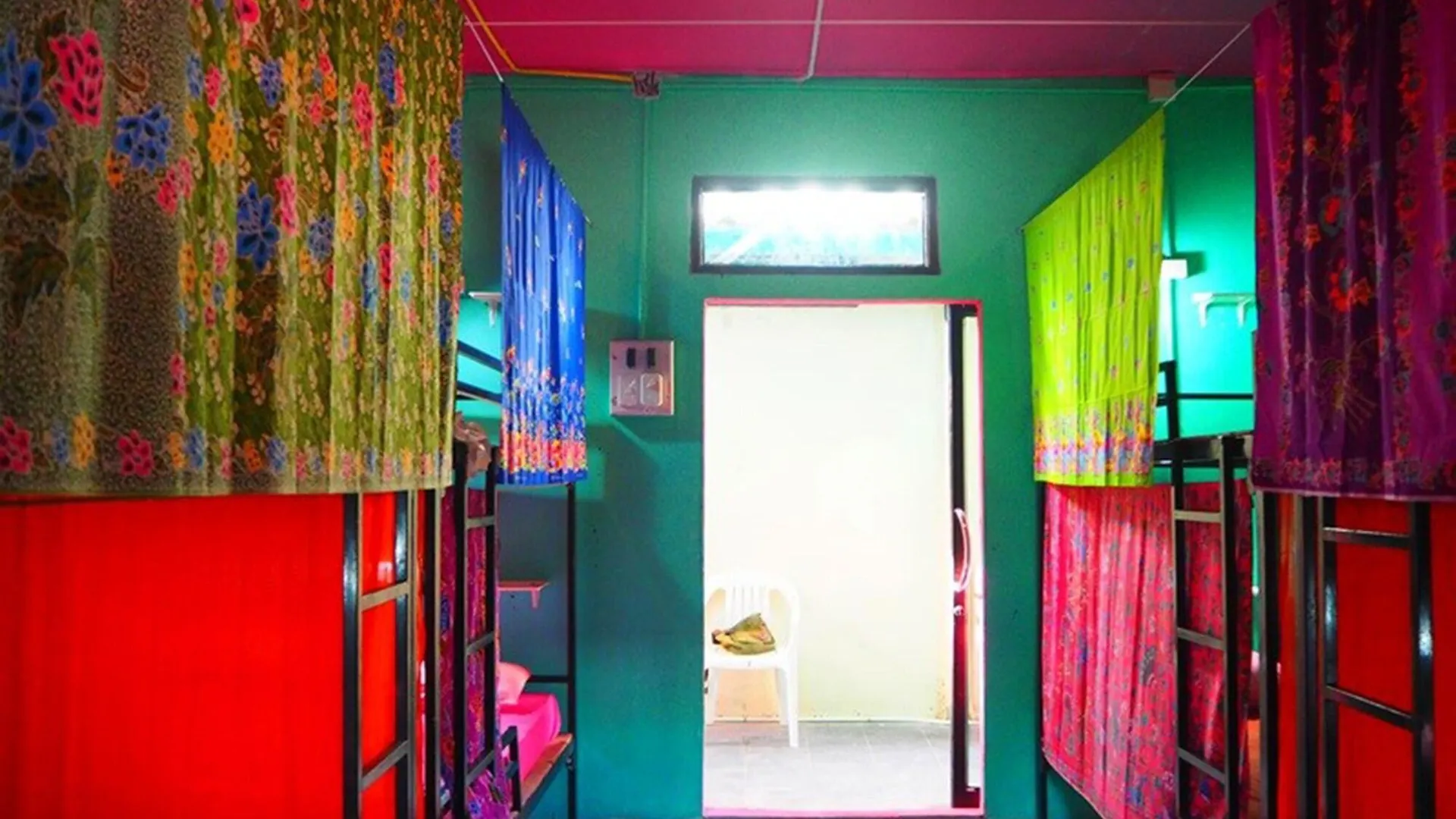 리조트 Cha-Ba Bungalow & Art Gallery 코란타