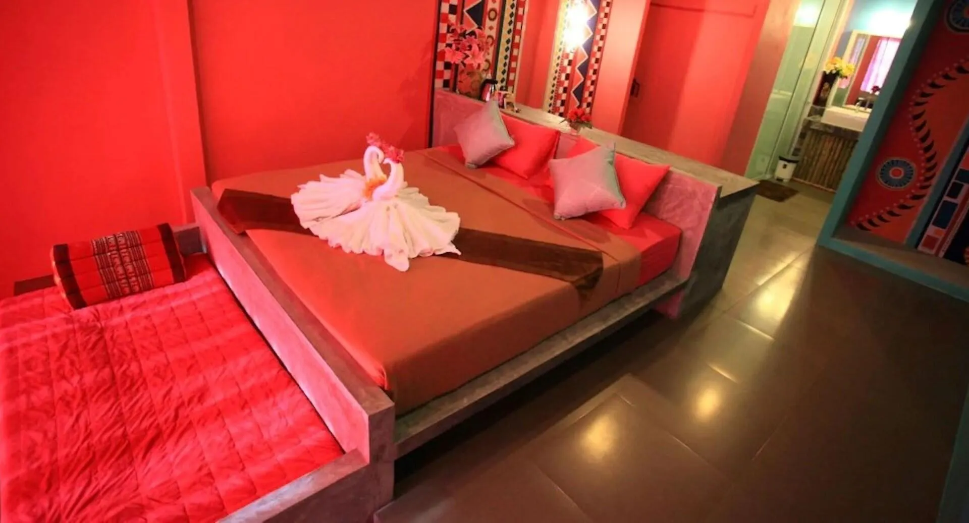 Cha-Ba Bungalow & Art Gallery 코란타 3*,