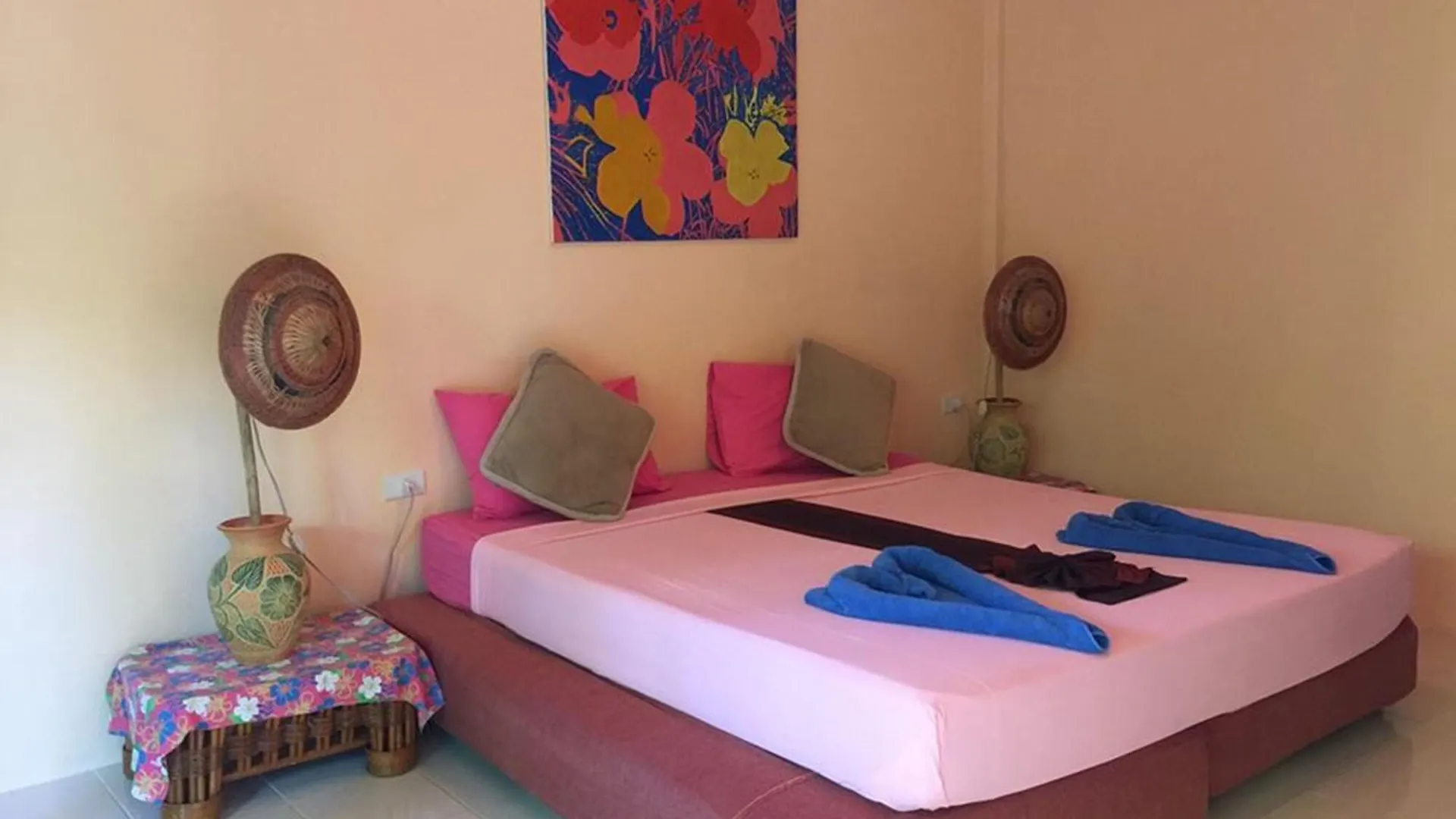 Cha-Ba Bungalow & Art Gallery 코란타 태국