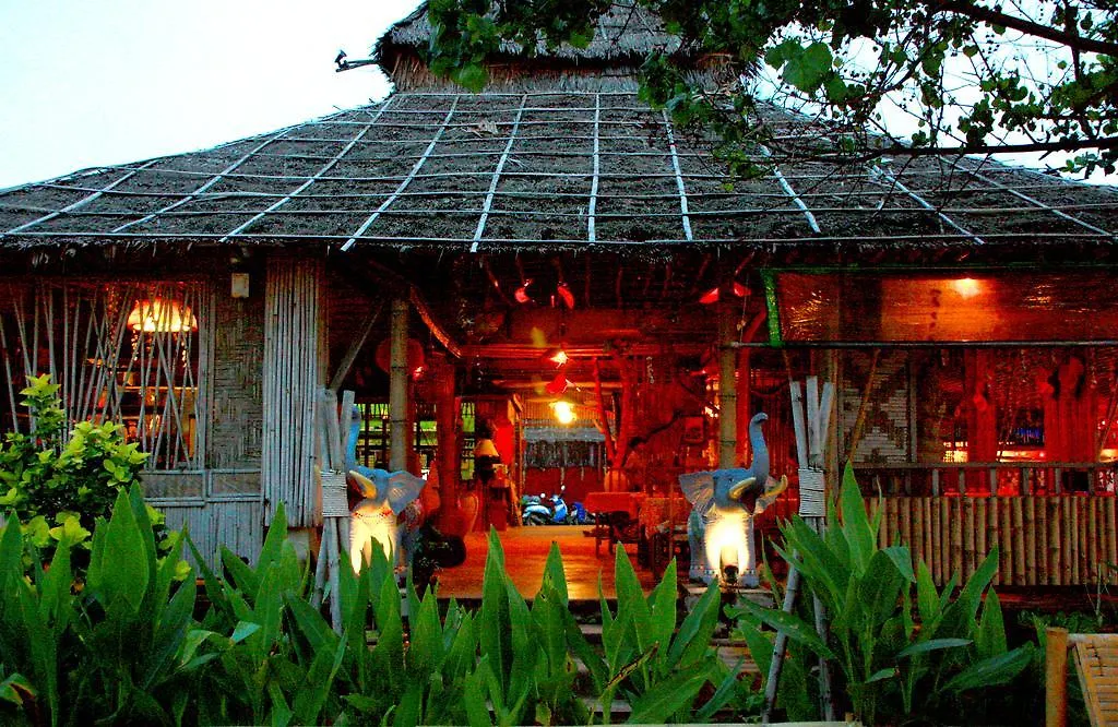 Cha-Ba Bungalow & Art Gallery 코란타