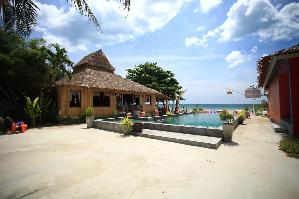 Cha-Ba Bungalow & Art Gallery 코란타