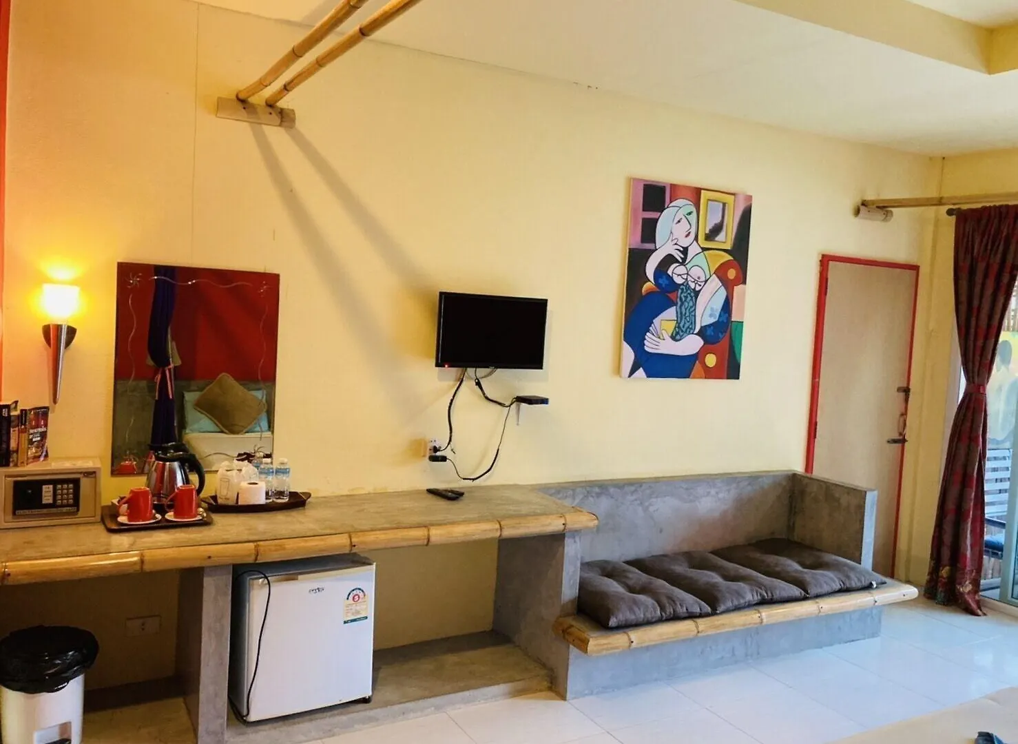 Cha-Ba Bungalow & Art Gallery Ko Lanta