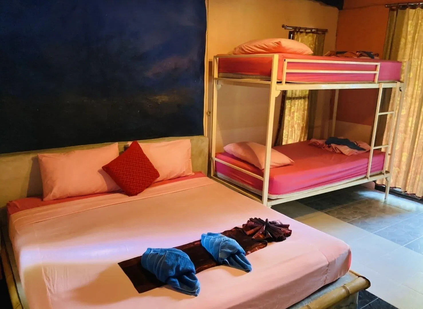 Cha-Ba Bungalow & Art Gallery Ko Lanta