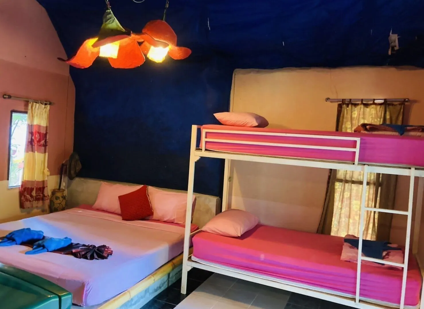 Rezort Cha-Ba Bungalow & Art Gallery Ko Lanta